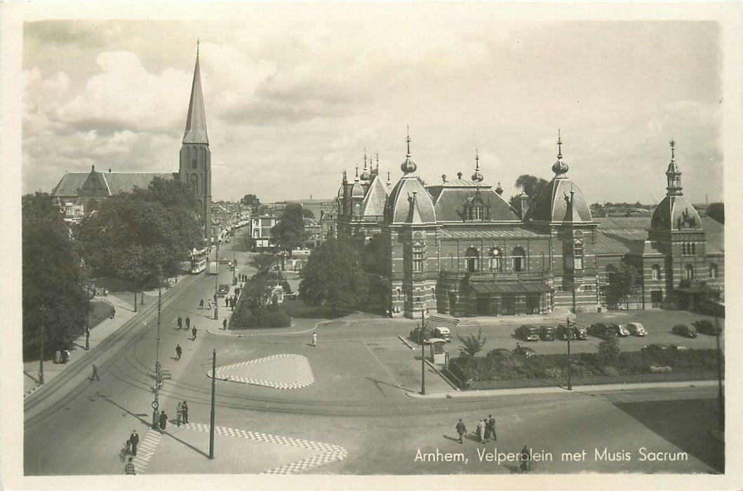 Arnhem Velperplein Musis Sacrum