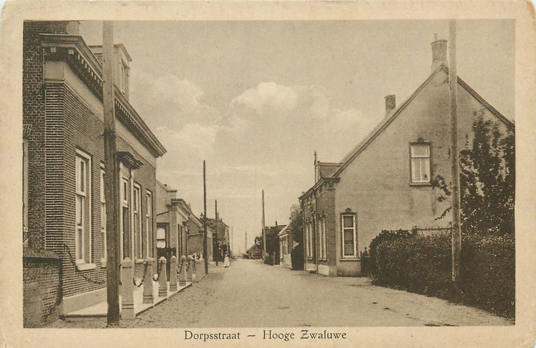 Hooge Zwaluwe Dorpsstraat