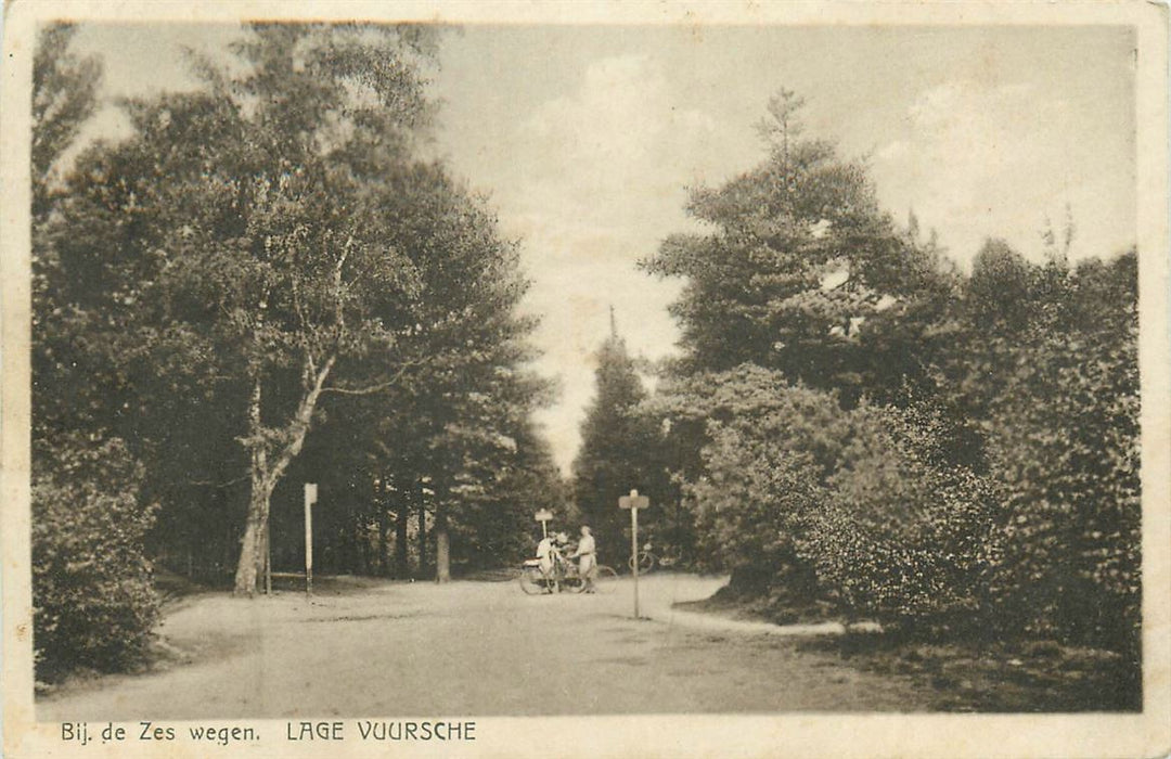 Lage Vuursche  Bij de Zes Wegen