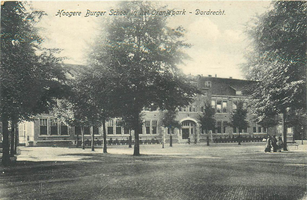 Dordrecht Hoogere Burger School in het Oranjepark