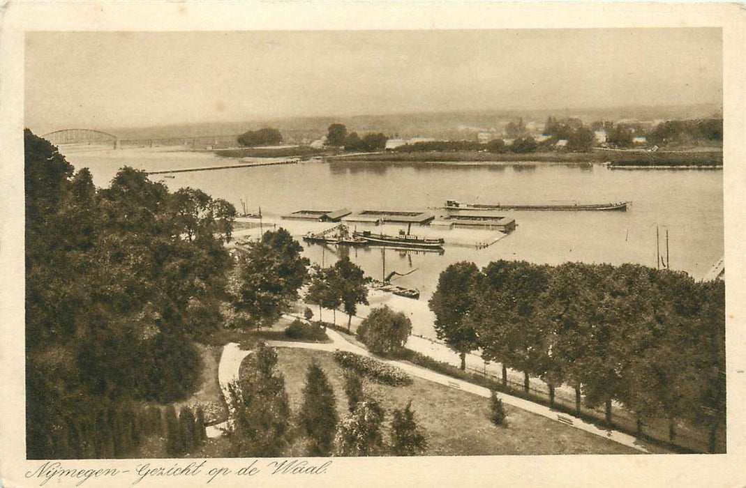 Nijmegen Gezicht op de Waal