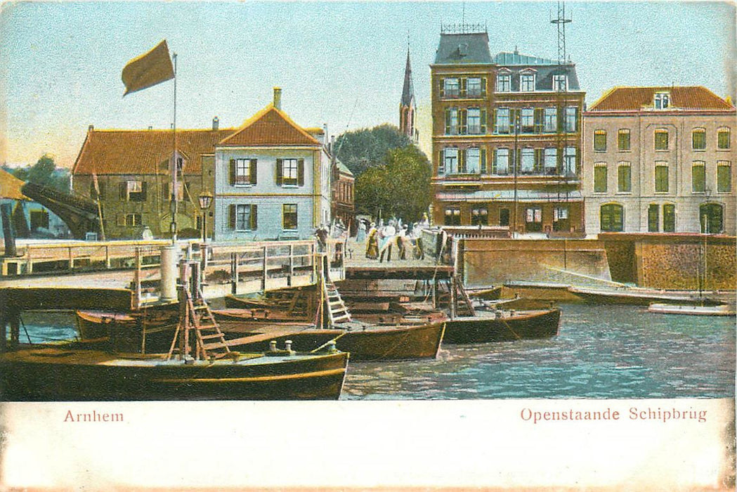 Arnhem Openstaande Schipbrug