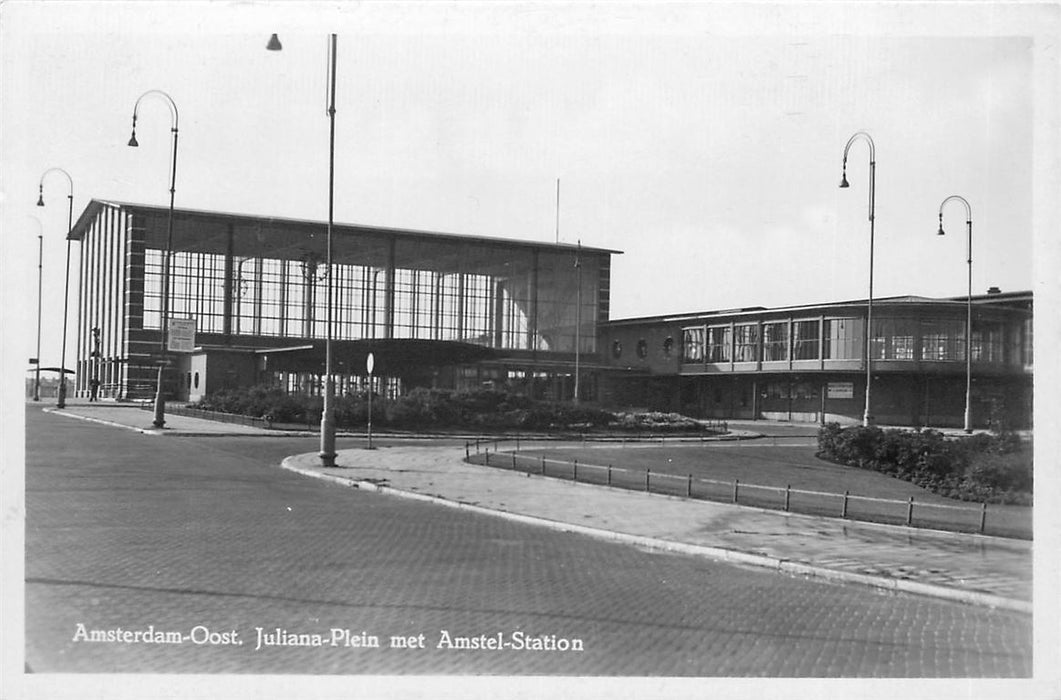 Amsterdam Juliana Plein Amstel Station