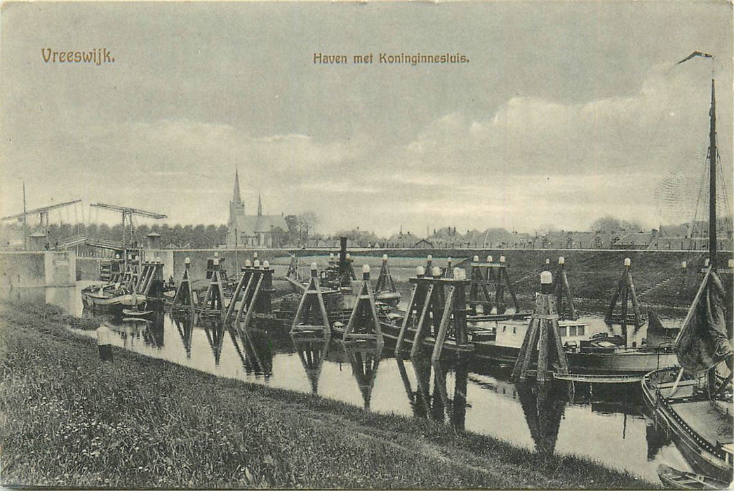 Vreeswijk Haven met Koninginnesluis