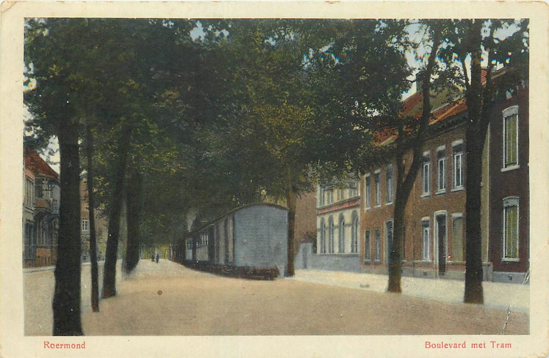Roermond Boulevard met Tram