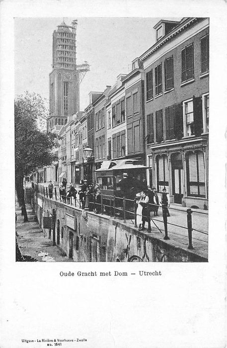 Utrecht Oude Gracht met Dom