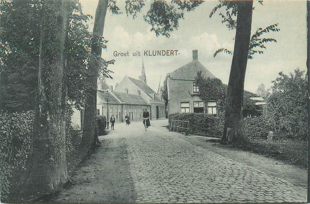 Klundert