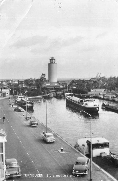 Terneuzen Sluis met Watertoren