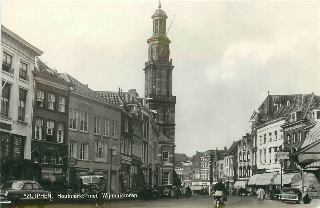 Zutphen Houtmarkt Wijnhuistoren