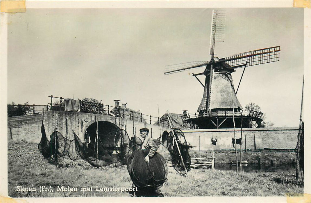 Sloten FR Molen met Lemsterpoort