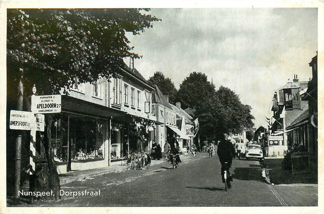 Nunspeet Dorpsstraat