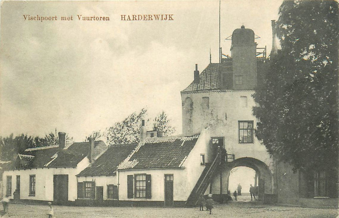 Harderwijk Vischpoort met Vuurtoren