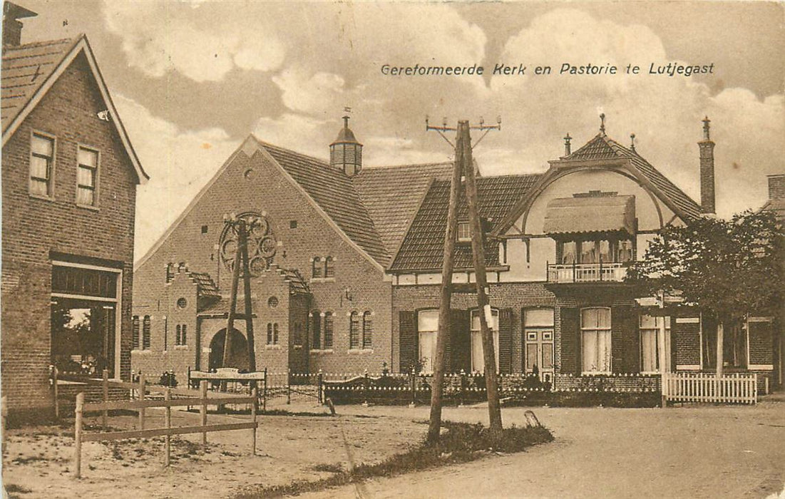 Lutjegast Geref Kerk en Pastorie