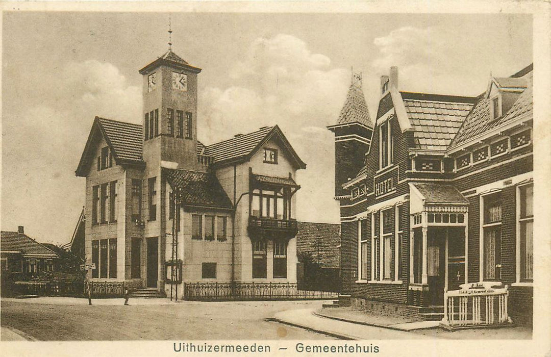 Uithuizermeeden Gemeentehuis