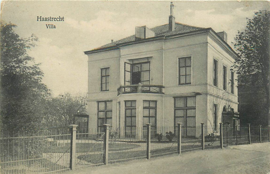 HAastrecht Villa