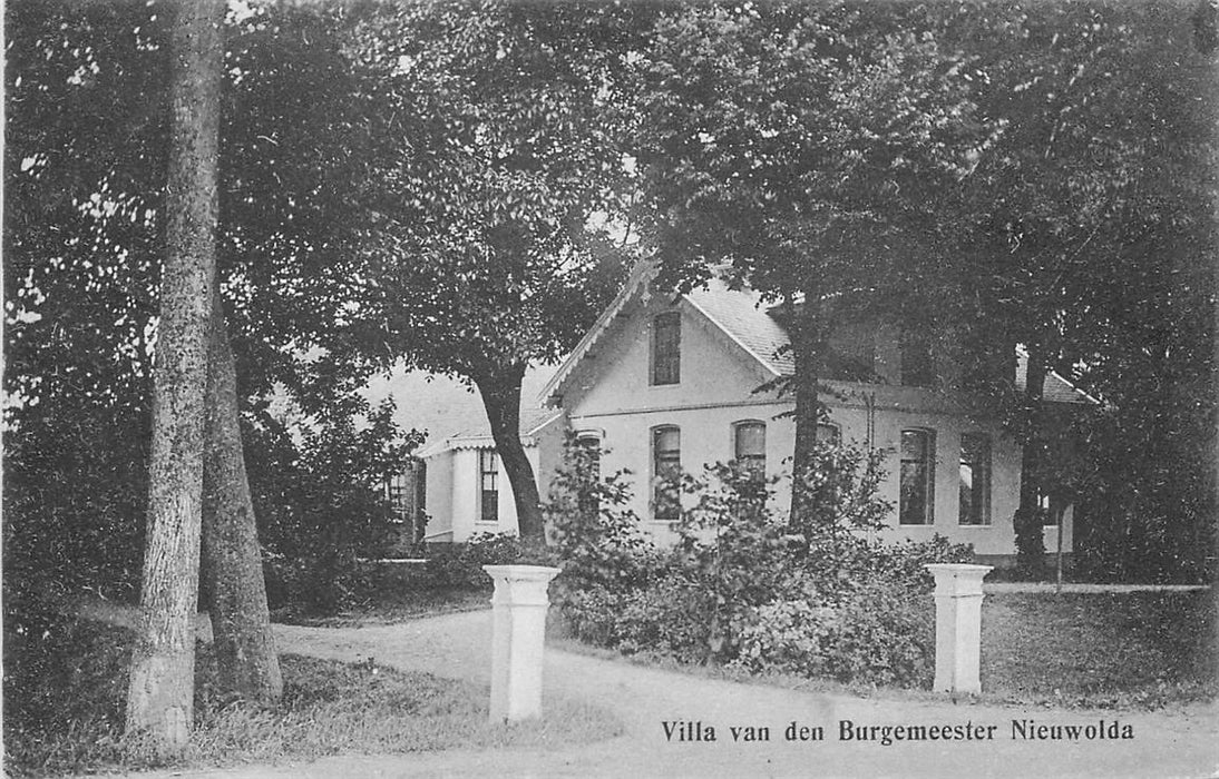 Nieuwolda Villa Burgemeester