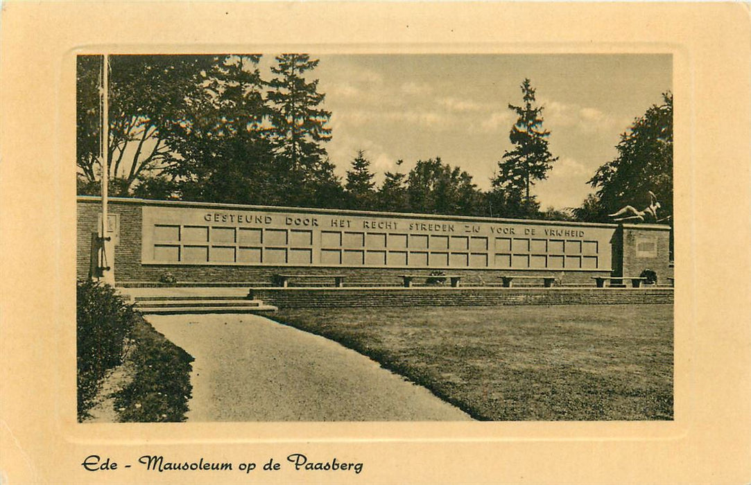 Ede Mausoleum Paasberg