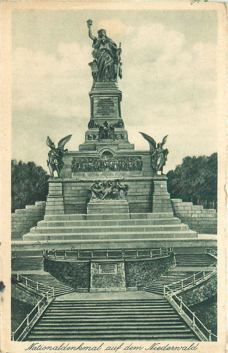Rudesheim Niederwalddenkmal
