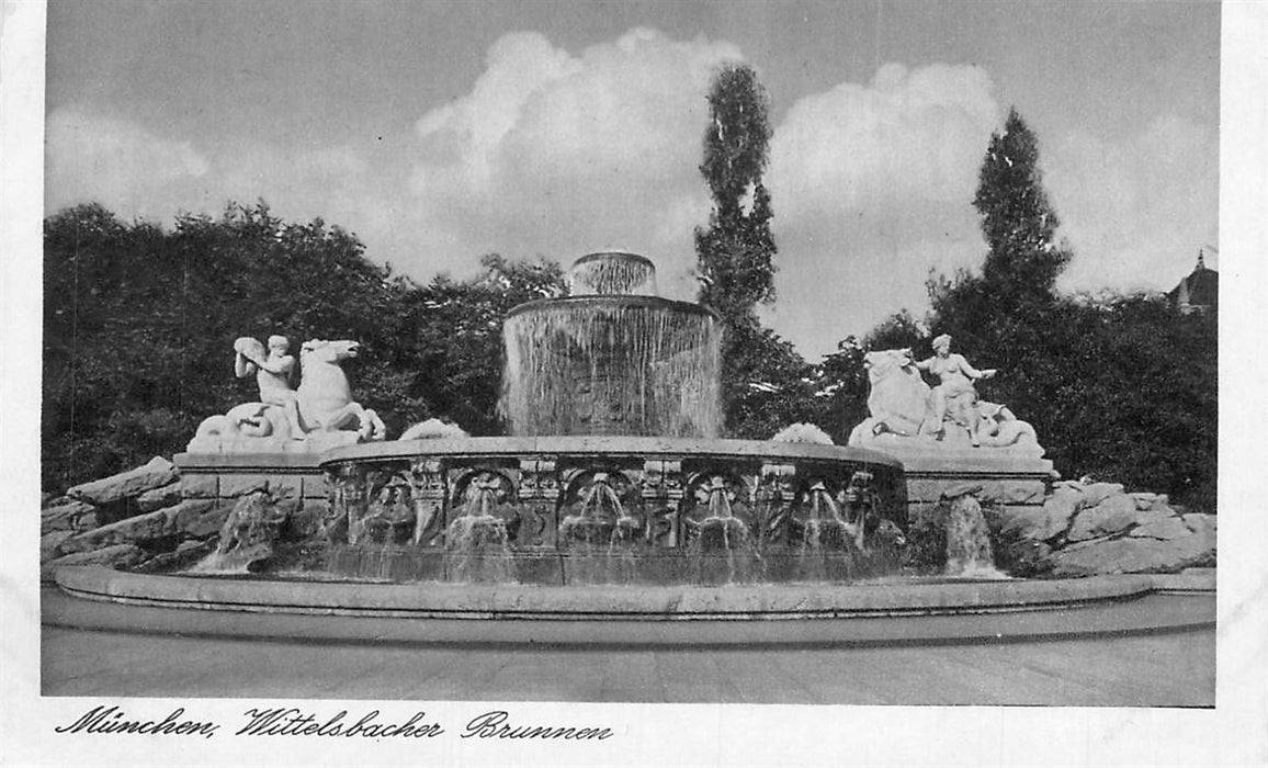 Munchen Wittelsbacher Brunnen