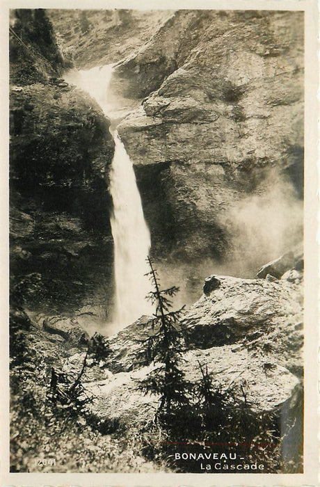 Bonaveau La Cascade