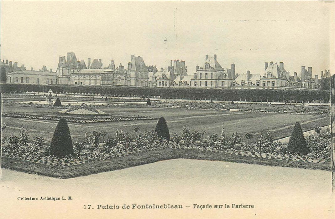 Fontainebleau Palais