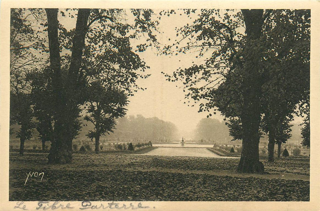 Fontainebleau Palais