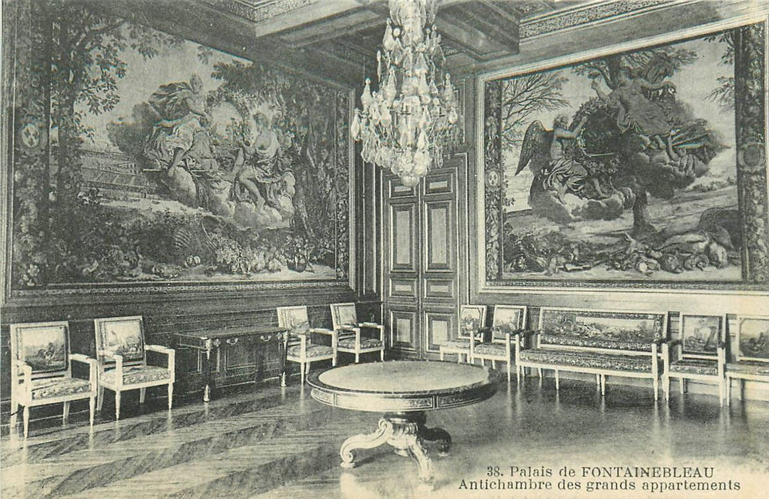 Fontainebleau Palais