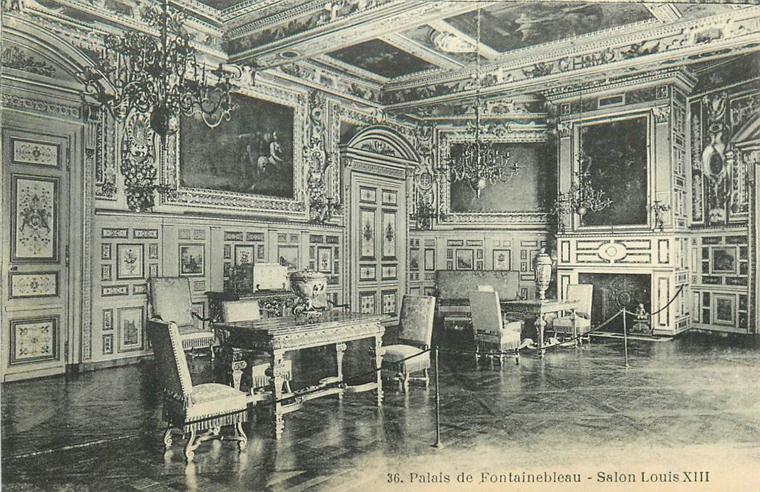Fontainebleau Palais