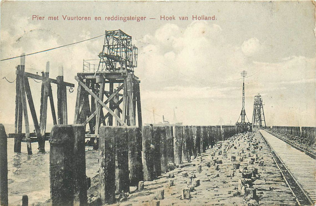 Hoek Van Holland Pier Met Vuurtoren