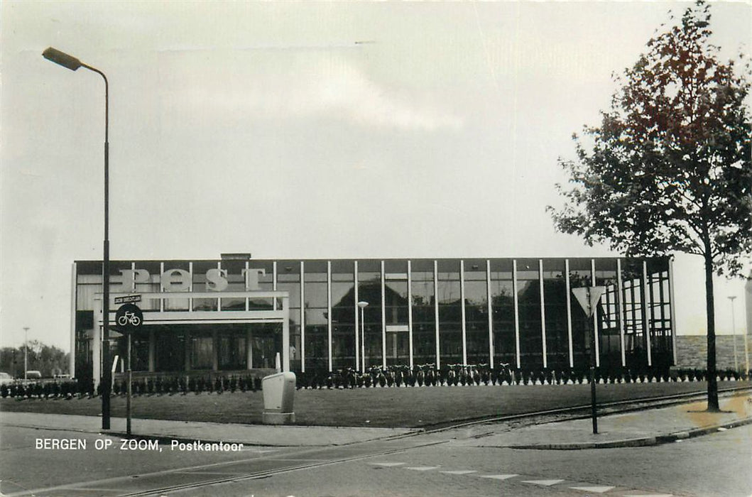 Bergen Op Zoom Postkantoor