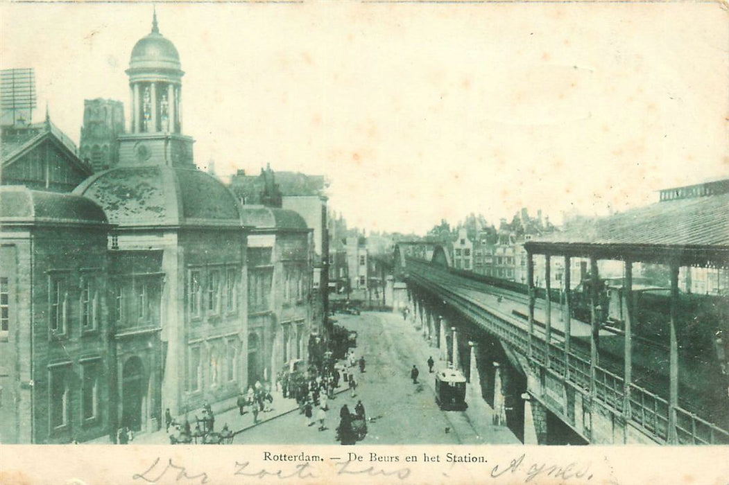Rotterdam De Beurs En Het Station