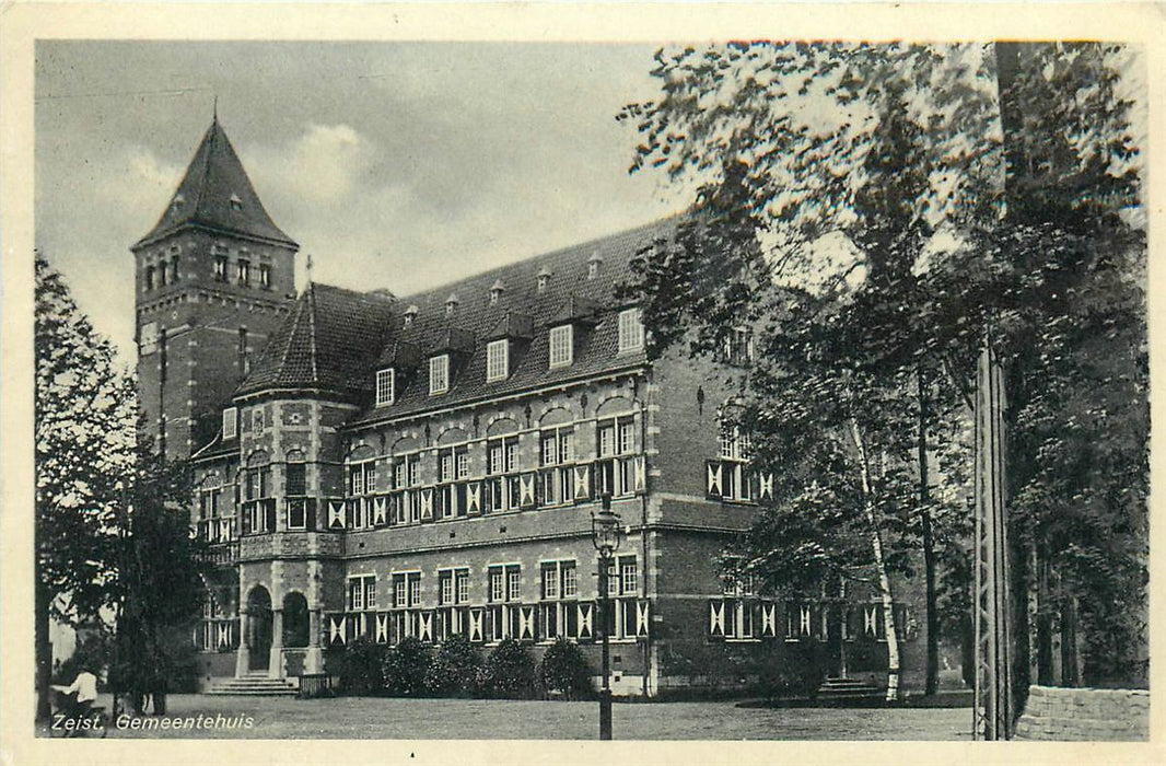 Zeist  Gemeentehuis