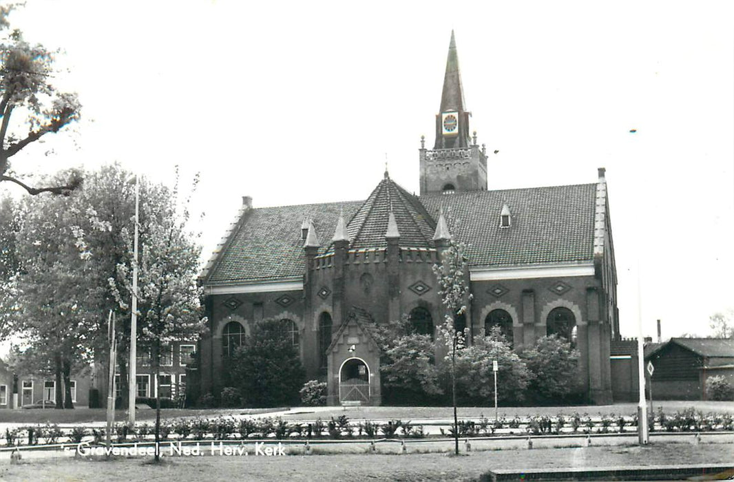 S Gravendeel Ned Herv Kerk