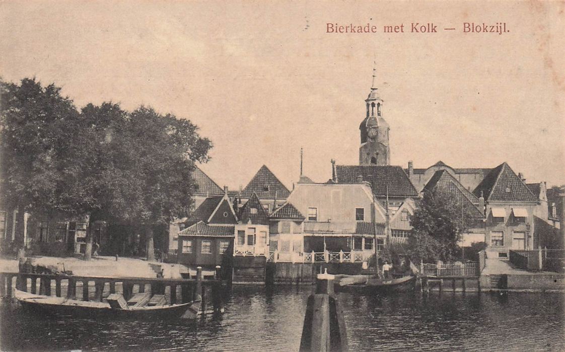 Bierkade Met Kolk Blokzijl