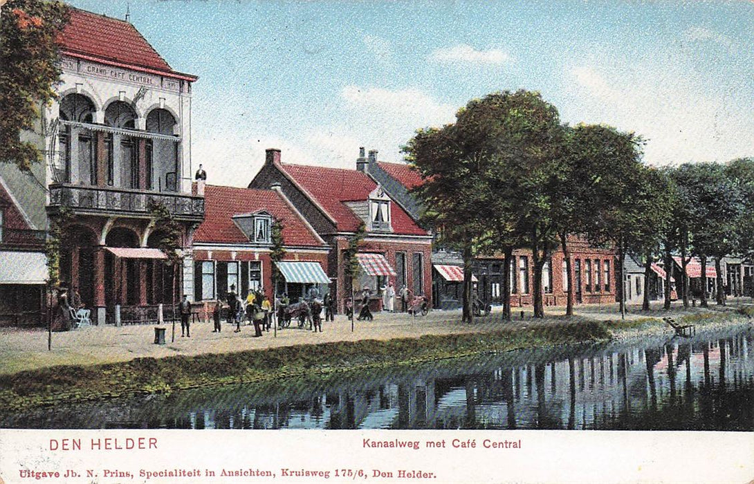 Den Helder Kanaalweg Met Cafe Central