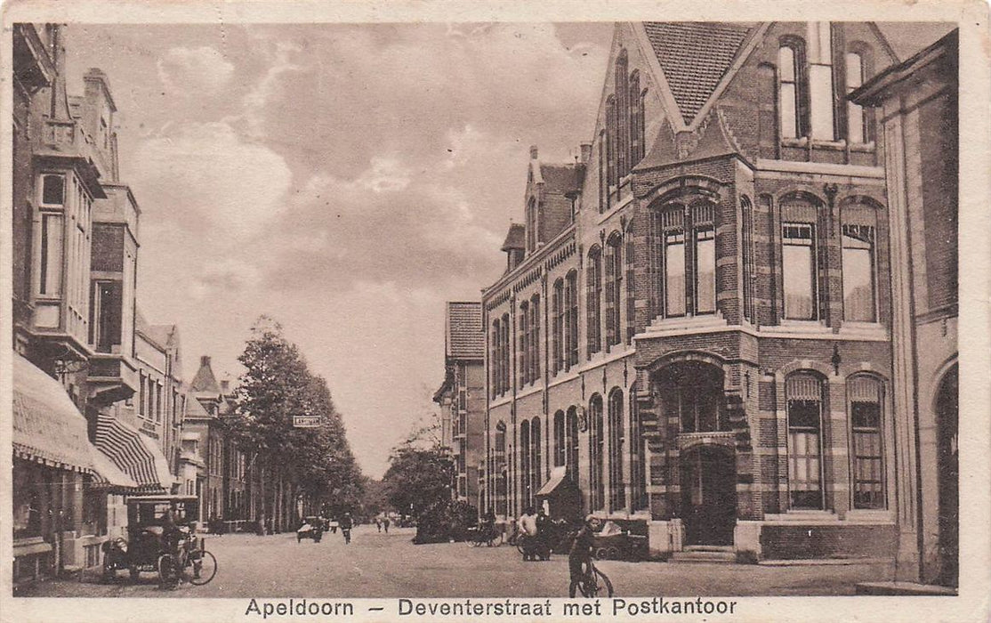 Apeldoorn Deventerstraat Met Postkantoor