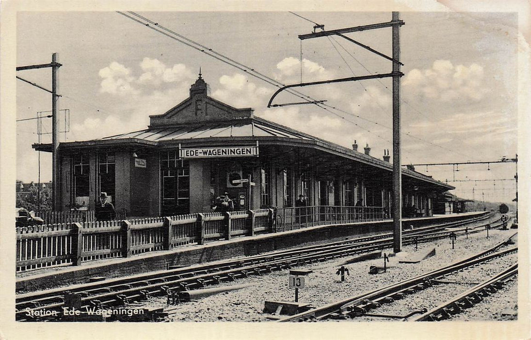 Station Ede-Wageningen