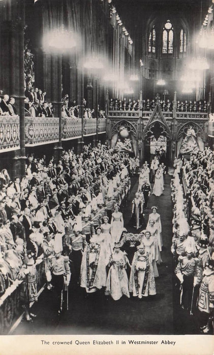 London The Crowned Queen Elizabeth Ii In Westminster Abbey