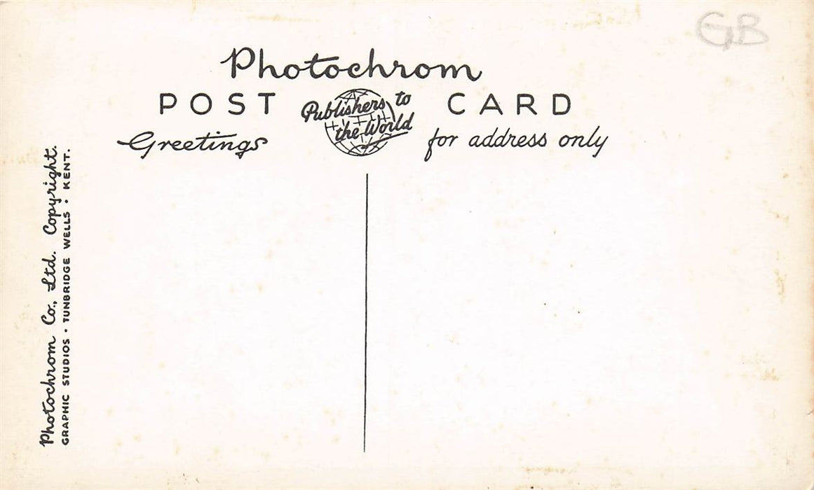 London The Crowned Queen Elizabeth Ii In Westminster Abbey