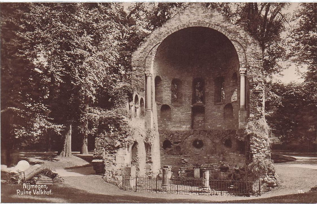 Nijmegen Ruine Valkhof