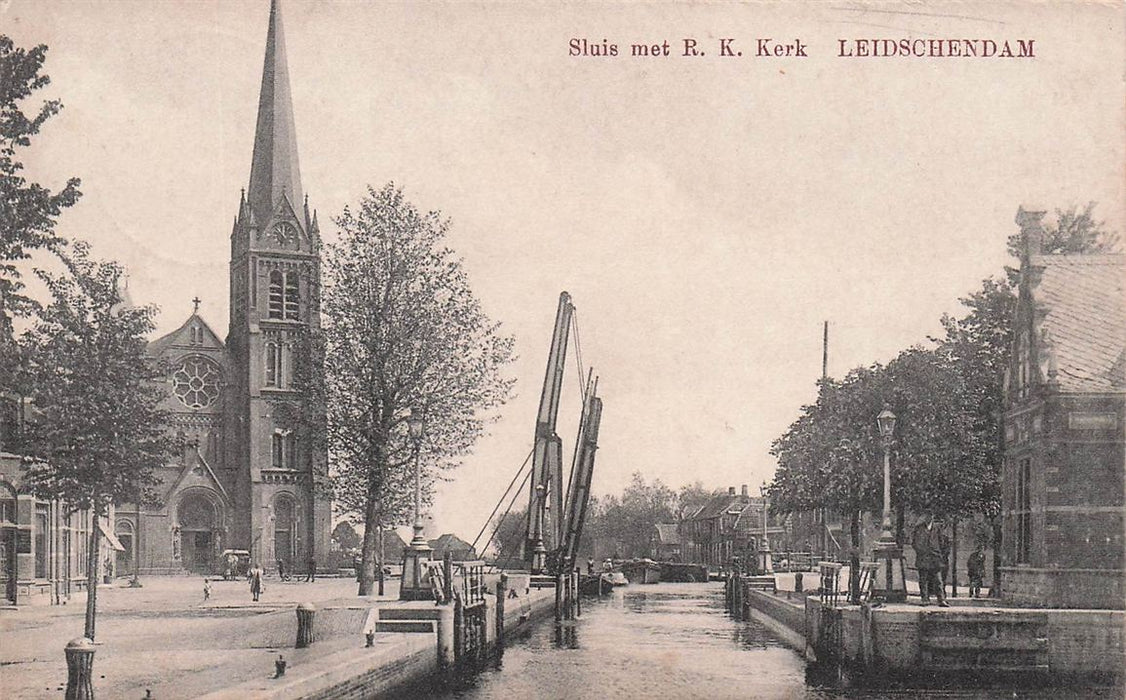 Sluis Met R K Kerk Leidschendam