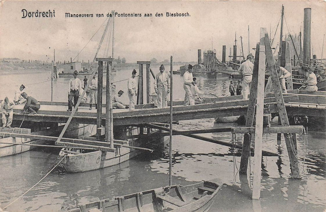 Dordrecht Manoeuvers Van De Pontonniers Aan Den Blesbosch