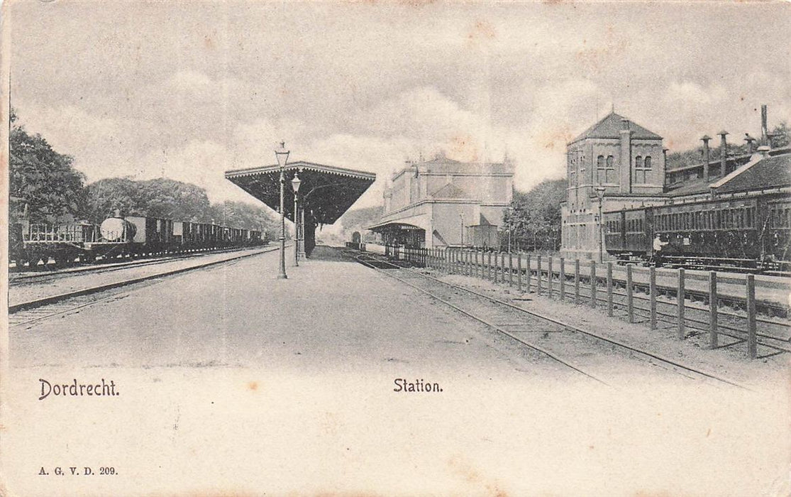 Dordrecht Station