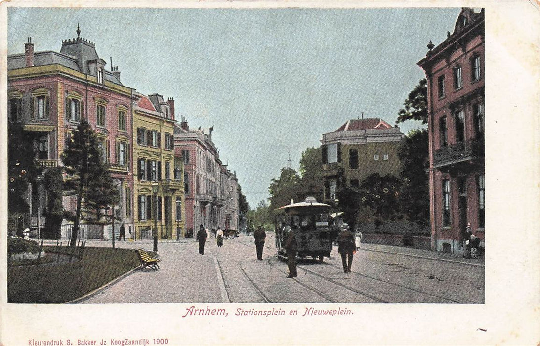 Arnhem Stationsplein En Nieuweplein