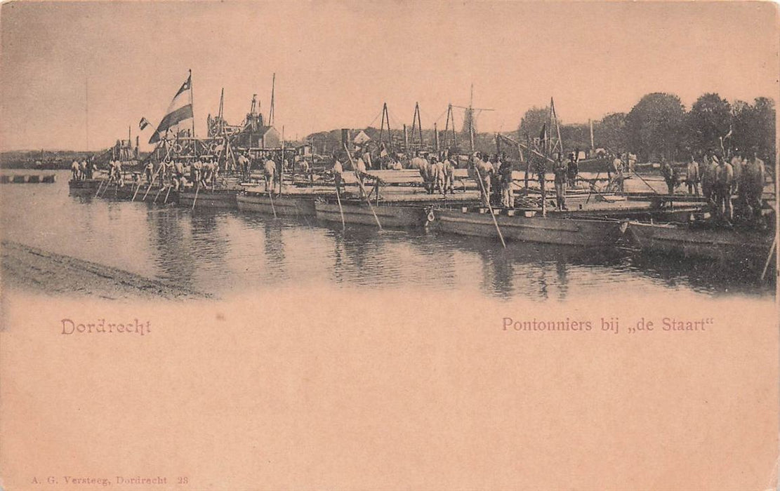 Dordrecht Pontonniers Bij De Staart