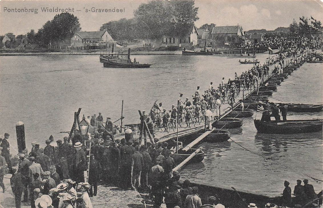 Pontonbrug Wieldrecht 'S-Gravendeel