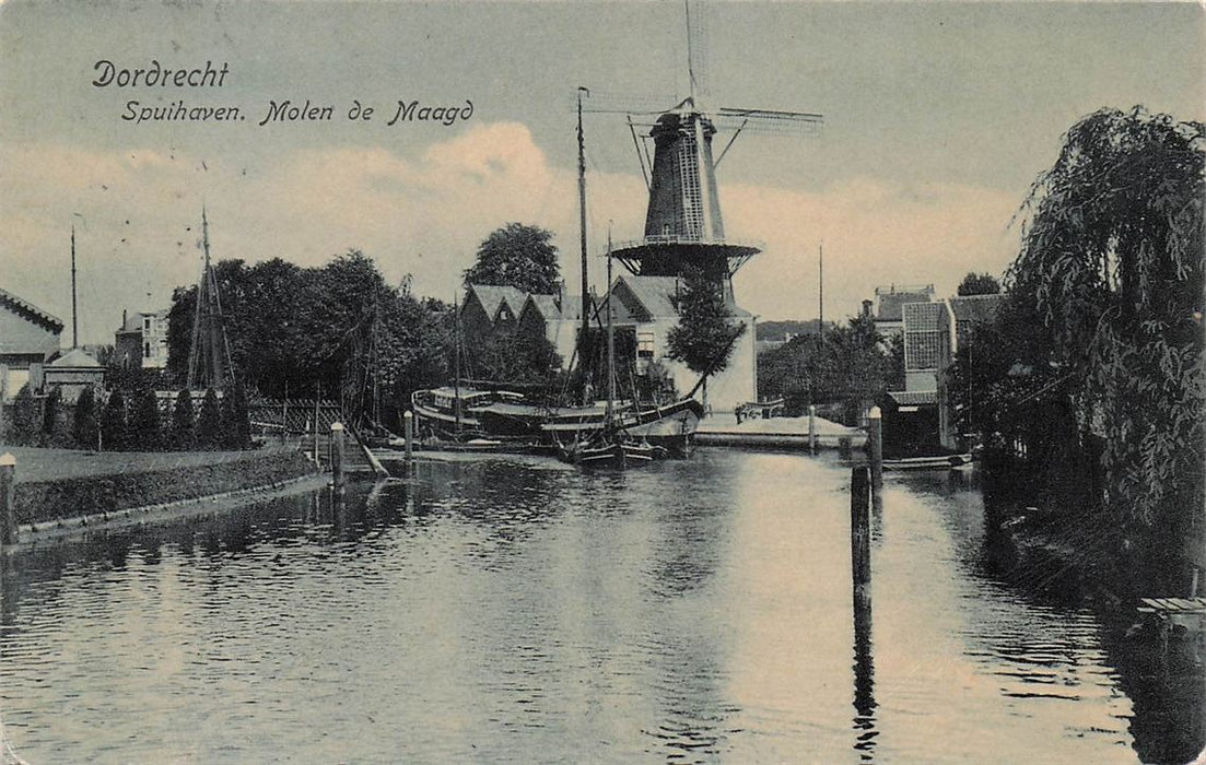 Dordrecht Spuihaven Molen De Maagd
