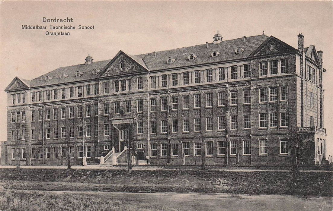 Dordrecht Middelbaar Technische School Oranjelaan
