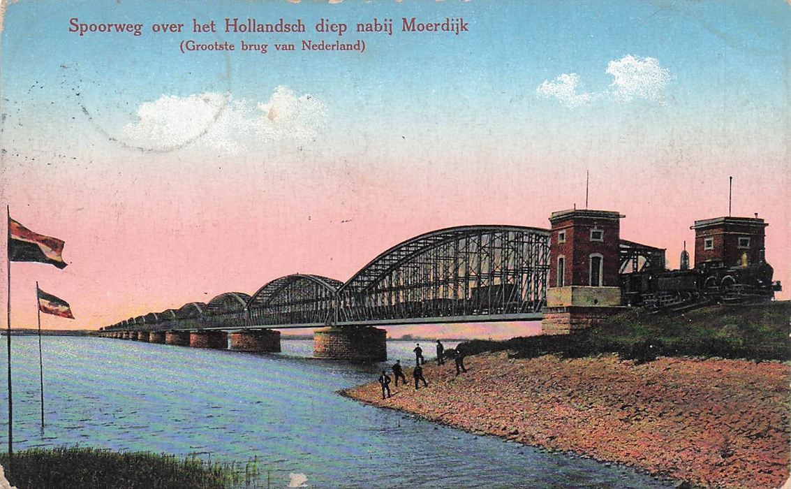 Moerdijk Spoorweg Over Het Hollandsch Diep