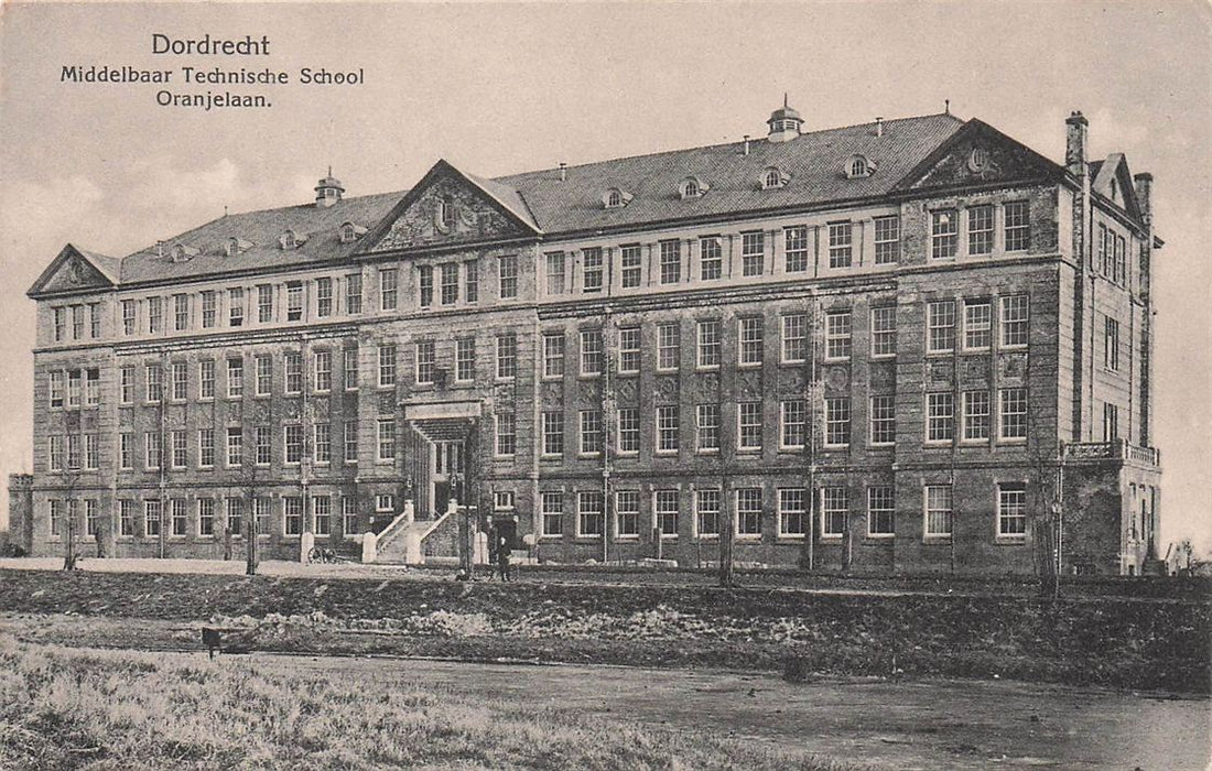 Dordrecht Middelbaar Technische School Oranjelaan